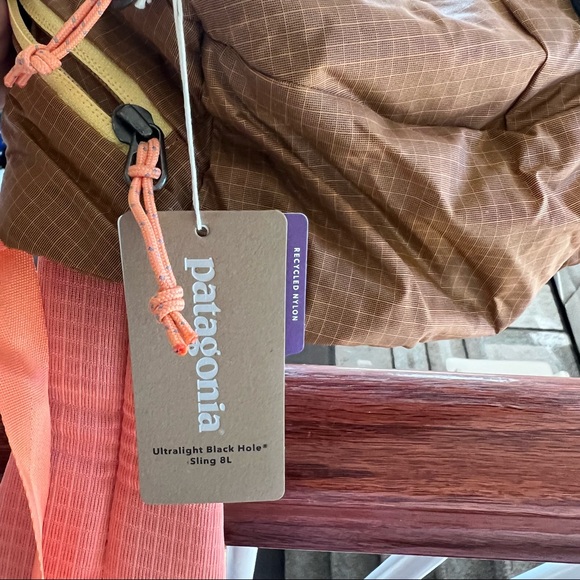 New with Tag Patagonia lightweight sling backpack 8L - Picture 8 of 11